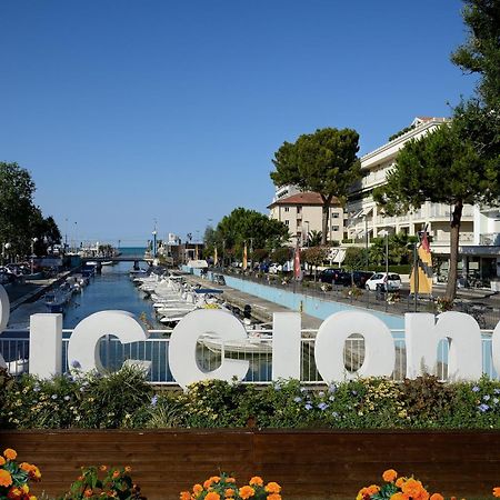 ריצ'יונה Hotel Marilena מראה חיצוני תמונה