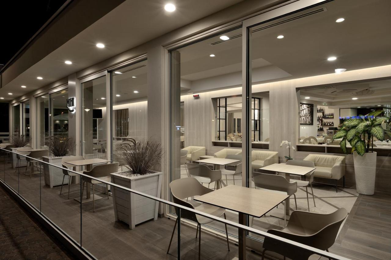 ריצ'יונה Hotel Marilena מראה חיצוני תמונה