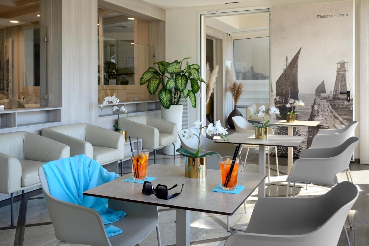 ריצ'יונה Hotel Marilena מראה חיצוני תמונה