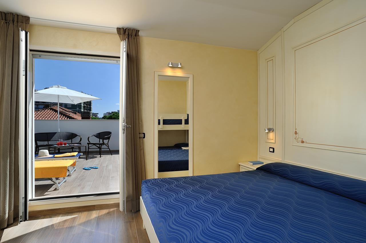 ריצ'יונה Hotel Marilena מראה חיצוני תמונה